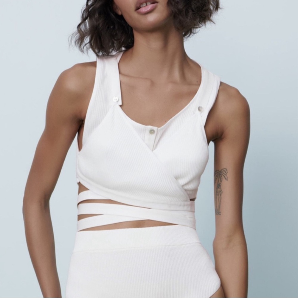 Zara White Sleeveless Cut Out Tank Top